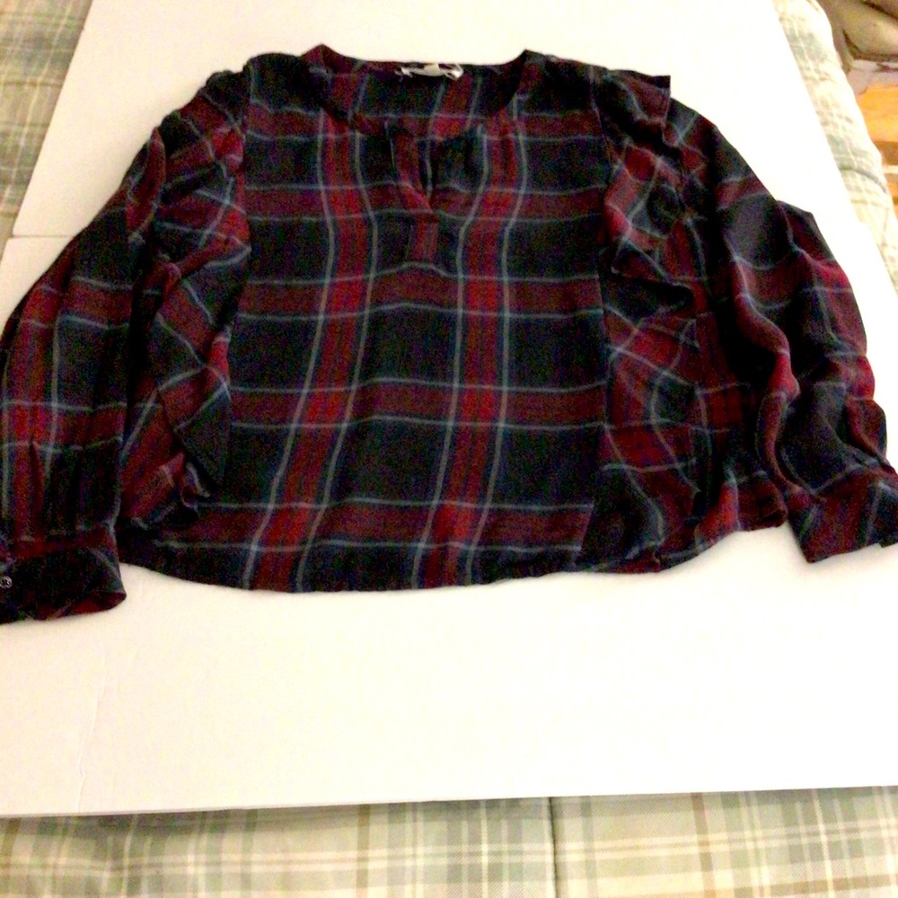Two by Vince Camuto Plaid Flannel Shirt With Ruffle Trim. Size XL